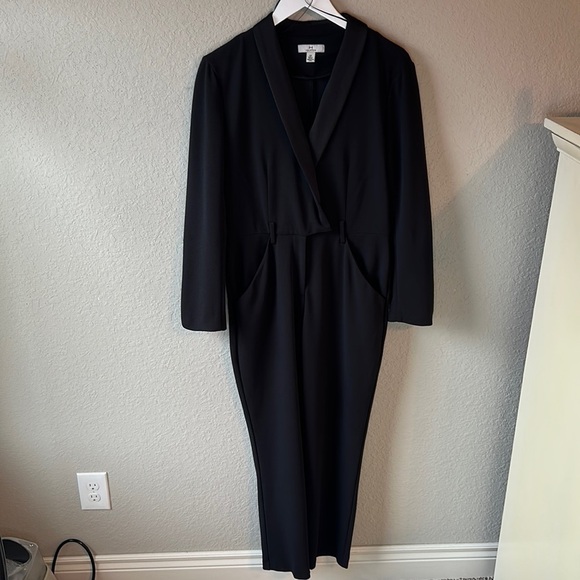 H by Halston Black Tuxedo Style Jumpsuit Size Small - Picture 3 of 16